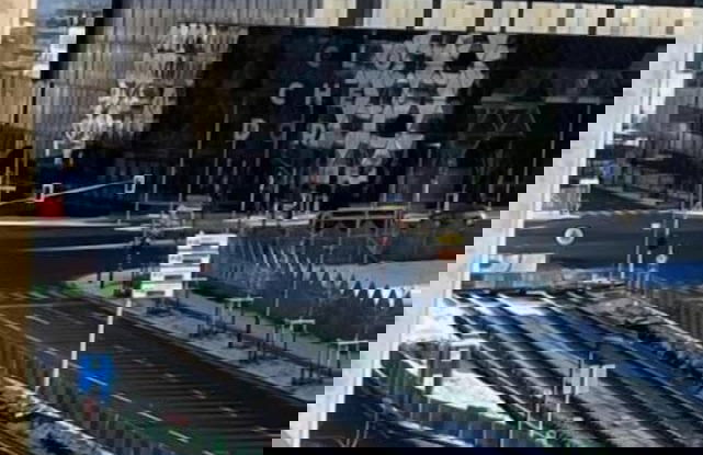 Luxury Flat with Parking & Large Terrace - Foto 16