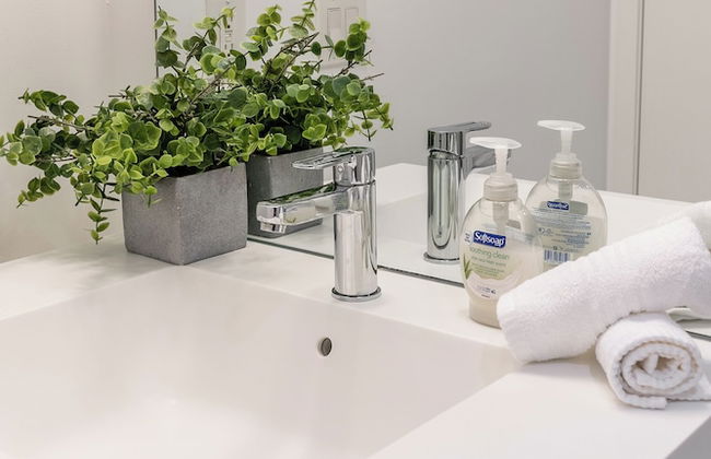 Rivetstays - The Parade - Foto 35