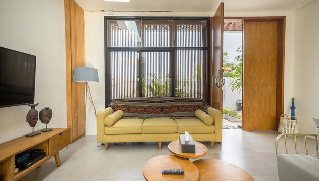 Maitreya Villa - Photo 3, Coin salon dans le hall