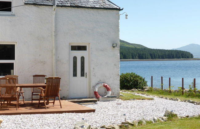 2 bedroom House in Isle with garden - Photo 3