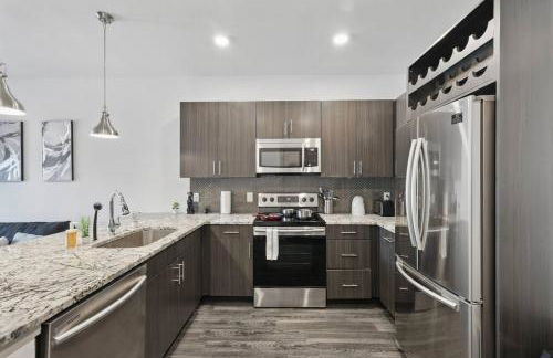 Modern 1BR near TPC Golf Free Parking and Wifi - Foto 17