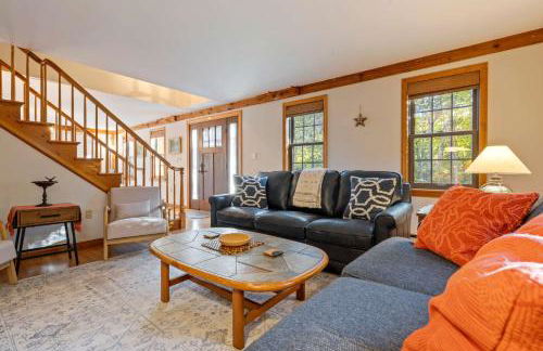 The House on Cranberry - For 8 - Photo 10