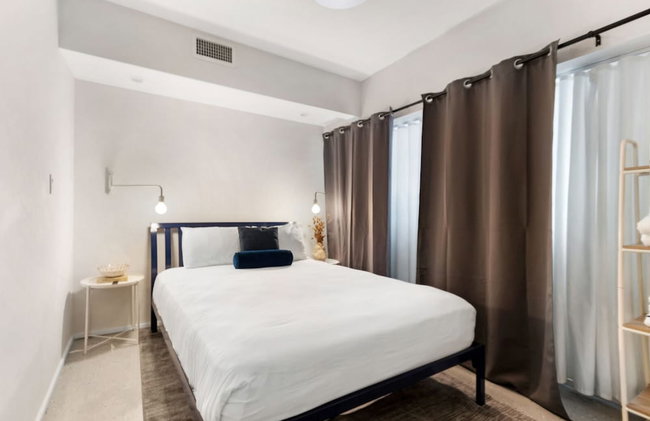 Roami at 250 Collins - Foto 47