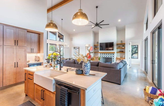 Johnson City Limits Home - Foto 20