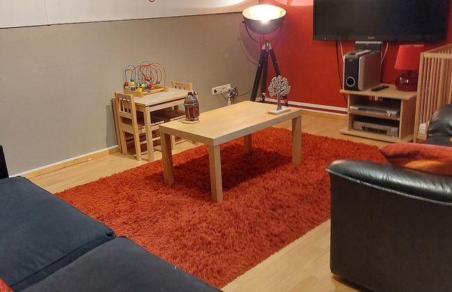 Rustic Holiday Home with Sauna & Hot Tub in Wooded Area - Photo 14