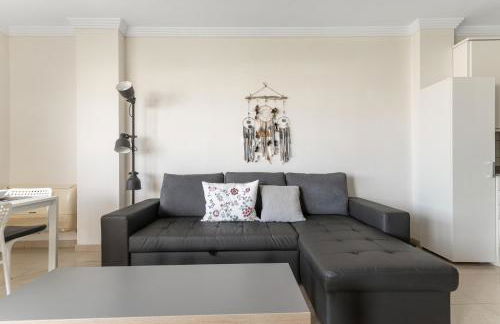 Home2Book Urban Stay Terrace with pool, Las Palmas - Foto 8