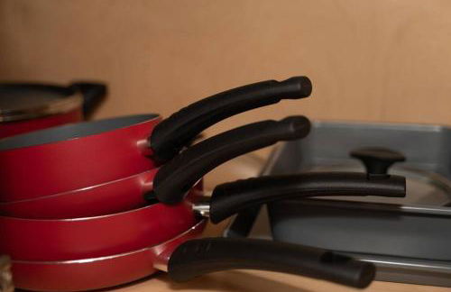 Prime OTR off Vine St, Lux Full Bed, Fast WiFi, Fully Equipped, 50in TV, Sleeps 4ppl - Foto 29