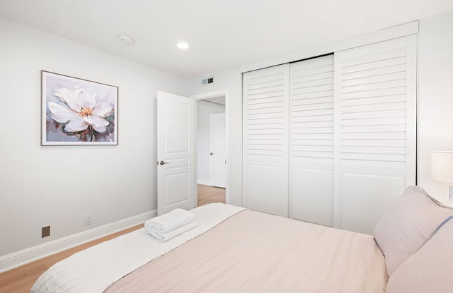 Waterfront Retreat With Stunning Views Modern Co - Foto 75