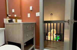 Pocono Chalet,Hot Tub,Arcade,Fireplace, Lake,Pool, Pet friendly, near Jim Thorpe No extra fees to use amenities - Foto 48