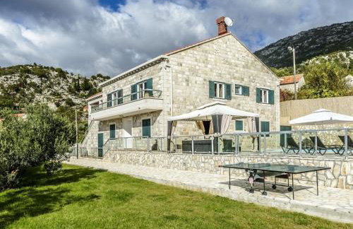 Villa Pave - Six-Bedroom Villa with Terrace and Swimming Pool - Foto 29