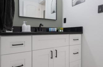 Big Modern Family Home On 1 Acre Land w Firepit & Grill - Foto 46