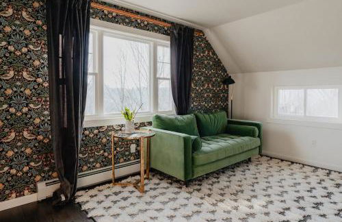 Luxe Gabel Farmhouse Fire Pit & Country Views - Foto 6