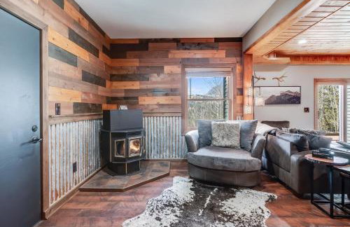 Sunset Mountain Views near Town on 3 Private Acres - Foto 28