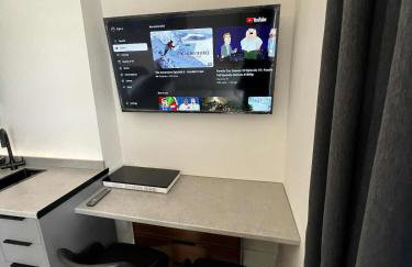 Resilets - Mood Studio 2 - Central Modern 2 Bed - Photo 18