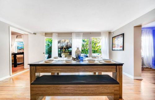 Tropical Jungle Pool Oasis - Foto 7