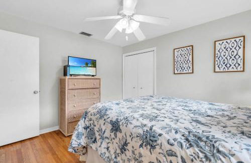 Walk to Vanderbilt Beach From Our Naples Park Home - Foto 22