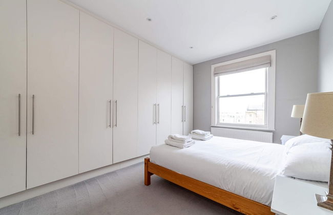 Modern 2-bed Flat in Shepherds Bush - Comfort & Style! - Foto 1
