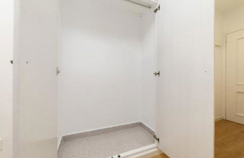 Luxury IV - Ferga Suites - Photo 20