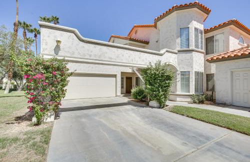 Patio and Pool Access Stunning Palm Desert Townhome - Foto 21
