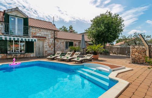 Holiday Home in Marina Near Beaches - Photo 6