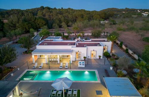 Villa in San Antonio Sleeps 10 - Foto 1