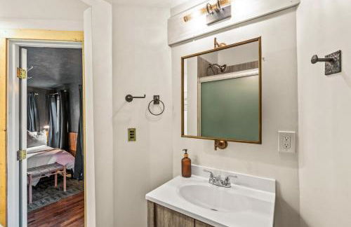 Dog Friendly, Year Round, Creekside Cabin, Hot Tub, 6 Acres - Foto 22