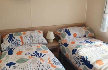 Billing Aquadrome - Alberta Caravan 2 Bedroom Sleep 6 - Photo 27