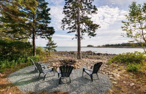 Oceanfront Prospect Harbor House w/ Deck, View - Foto 5