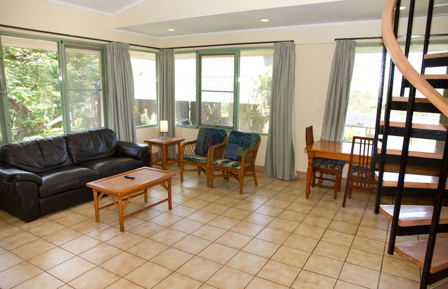 Tanoa Apartments - Photo 8