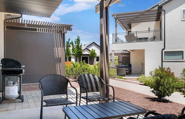 Coral Paradise Community Pool - Photo 45