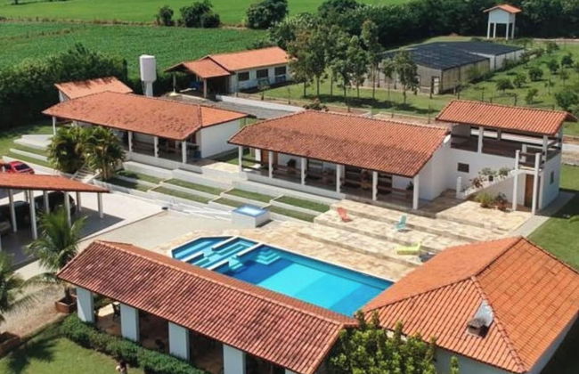 Sítio Aconchegante com Piscina e Wi-Fi - Photo 1