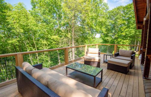 Blue Ridge Mountain Log Cabin - Views - Fireplace - River Access! - Photo 5