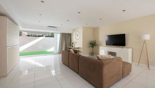 PLAYA a 3 minutos Parking barbacoa Apartamento en Castelldefels - Foto 2