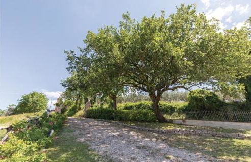 Cozy Apartment In Giano Dell'umbria Pg - Foto 10