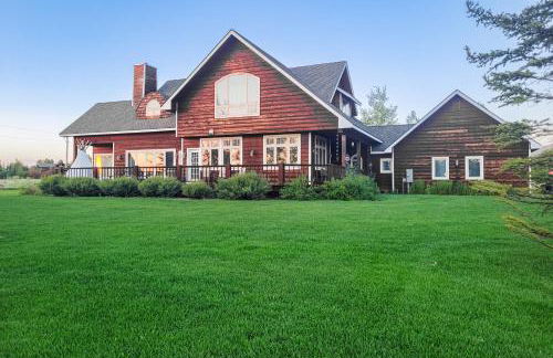 Fun with Family! Mtn-View Gem with Deck in Driggs - Foto 1