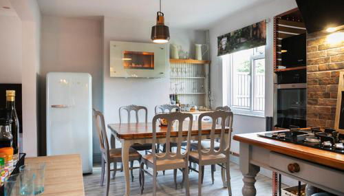 BED AT BOWBRIDGE Spacious house and parking - Foto 2