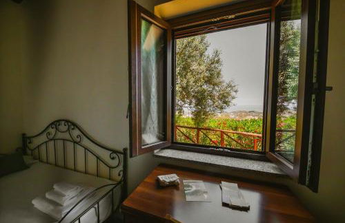 Calàmi - Villa Romeo - Private Apartments with Pool, Seaview & Olive Grove - Foto 69