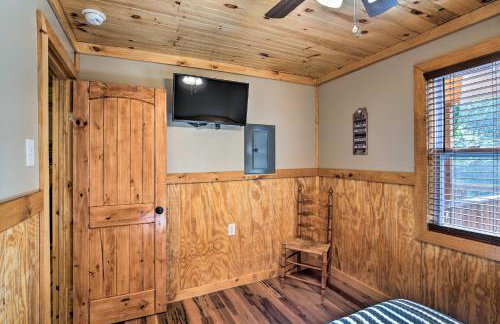 Silver Creek Cabin with Hiking Less Than 1 Mi to Town! - Foto 16