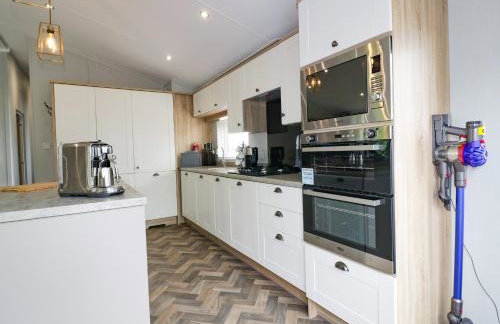 Pinehurst Lodge - Photo 13