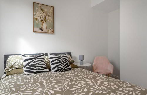 Entire 3 Bedroom House in London - Canning Town, City Airport, London ExCel - Foto 3