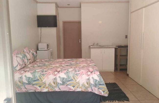 8 Soenie Avenue Self Catering - Foto 12