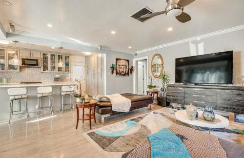 4 Mi to Beach Chic Los Angles Home with Patio! - Foto 6