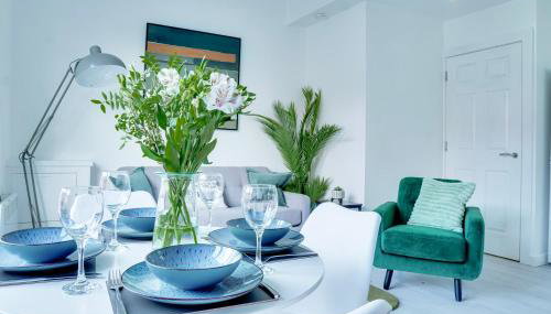 Modern 2 bedroom flat - 15 minutes to Liverpool - Foto 2