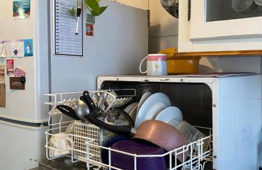 EcoHouse - 12 min to Downtown - Photo 19