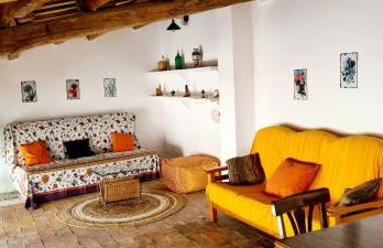 Can Mateuet - House Rental by Season - Photo 4