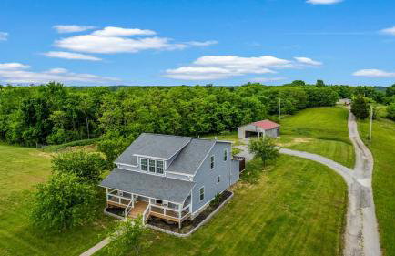 Spacious Home 4BR Fire Pit, Patio Hot Tub - Foto 48