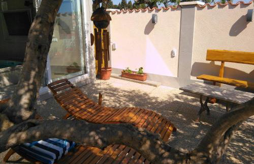 Manora guest pool house Sucuraj - Foto 15