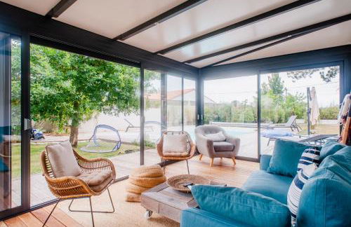 "LA VILLA DES HAUTES MERS" Villa 4 étoiles, 10 personnes, piscine privée chauffée, parc arboré, proche plage et marais - Foto 4