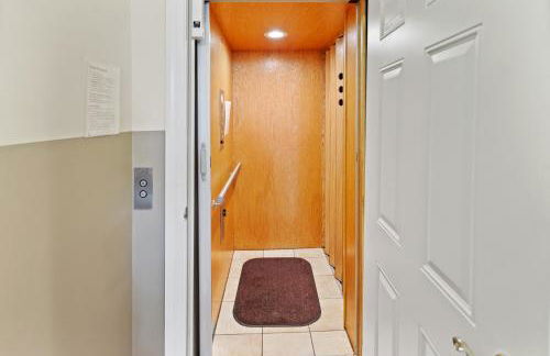 ❤️ The Top End Townhomes with Stunning Views On One-Of-A-Kind Rooftop Deck! WOW! - Foto 43