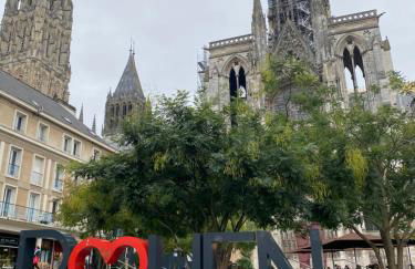 Amalyahost - Foto 17